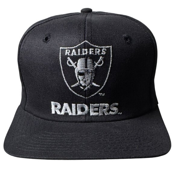 VINTAGE OAKLAND RAIDERS NWOT 1990's EASTPORT CAP LOGO SNAPBACK CAP NFL STARTERS - Picture 1 of 9